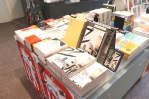 京都国立近代美術館はショップとカフェも凄い!展覧会を満喫するグッズ&カフェ特集(分離派建築会100年 京都展特集Vol.3)