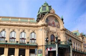 【Webで旅気分】百塔の街・プラハで「王の道」を行く－戴冠パレードが行われた石畳みの道を歩き、世界遺産の魅力に浸ろう－