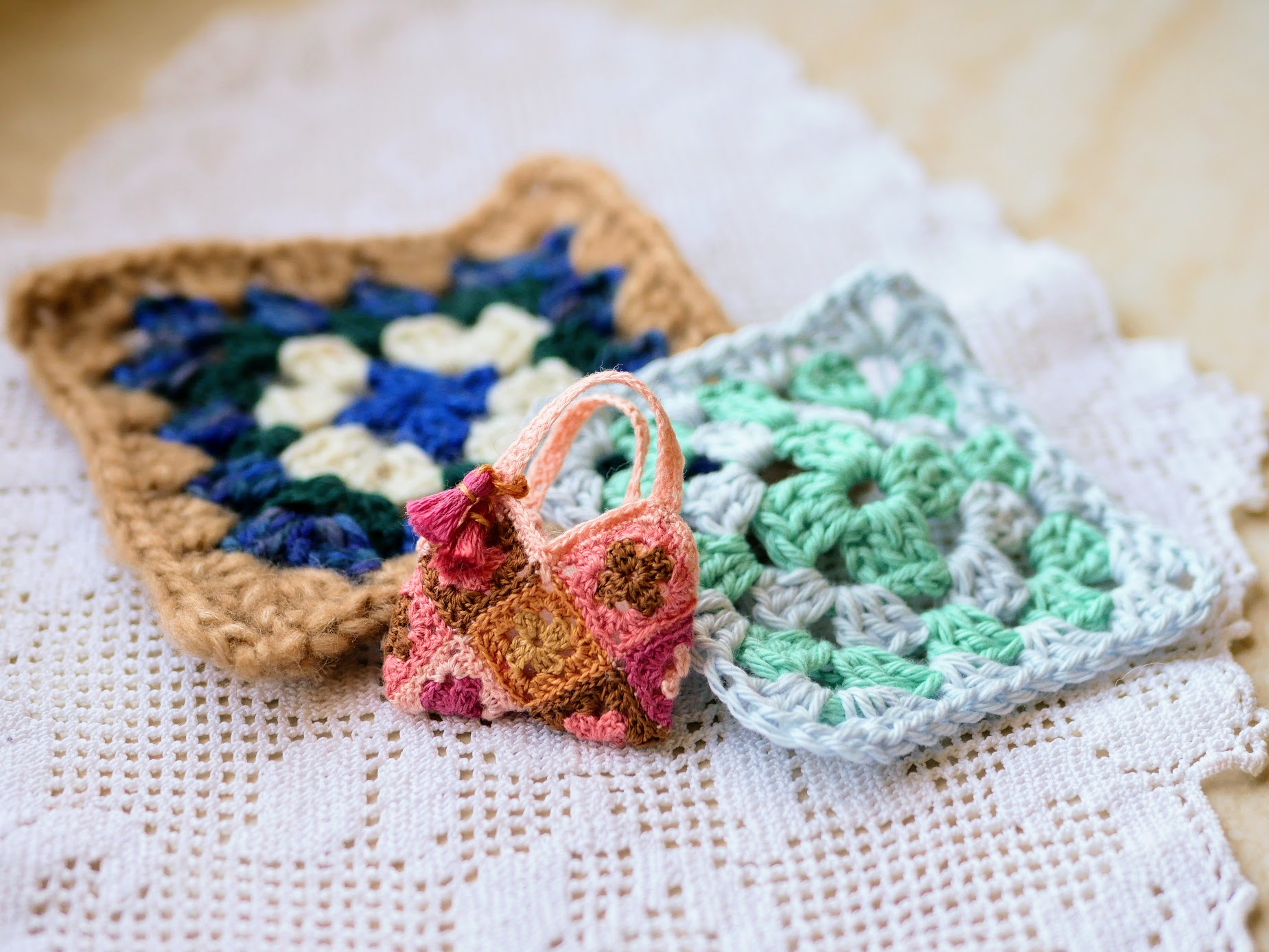 ヨーロッパで大流行！編み物で心を癒す「ニットセラピー」。かぎ針編み
