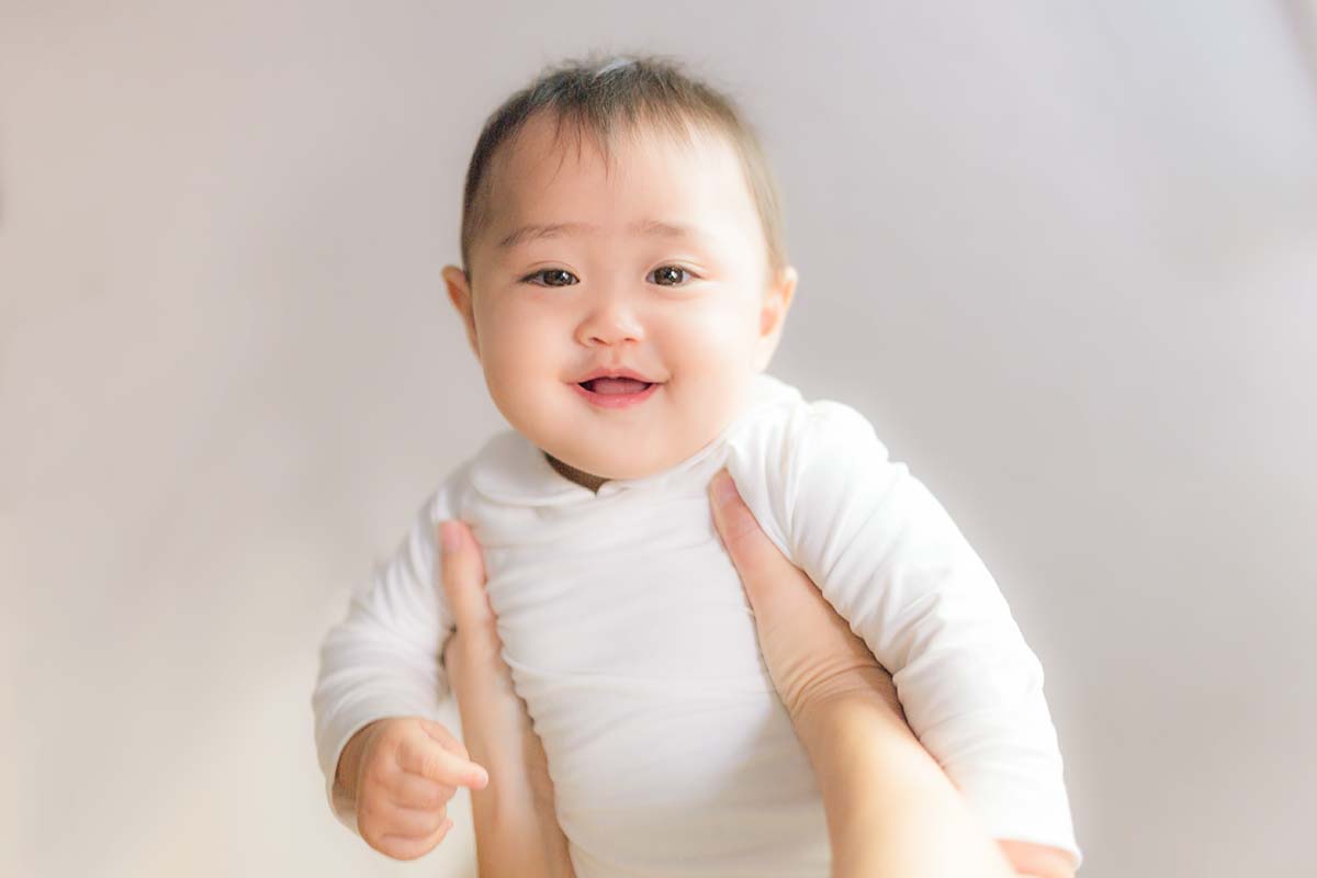 【顔面学講座⑥】赤ちゃんは顔が好き〜なぜ人間は顔を見ようとするのか？