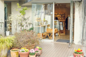 現代人に必要な”タンサ活”。グリコと「美腸活CAFE & GROCERY」のコラボメニューで美しい腸を目指そう