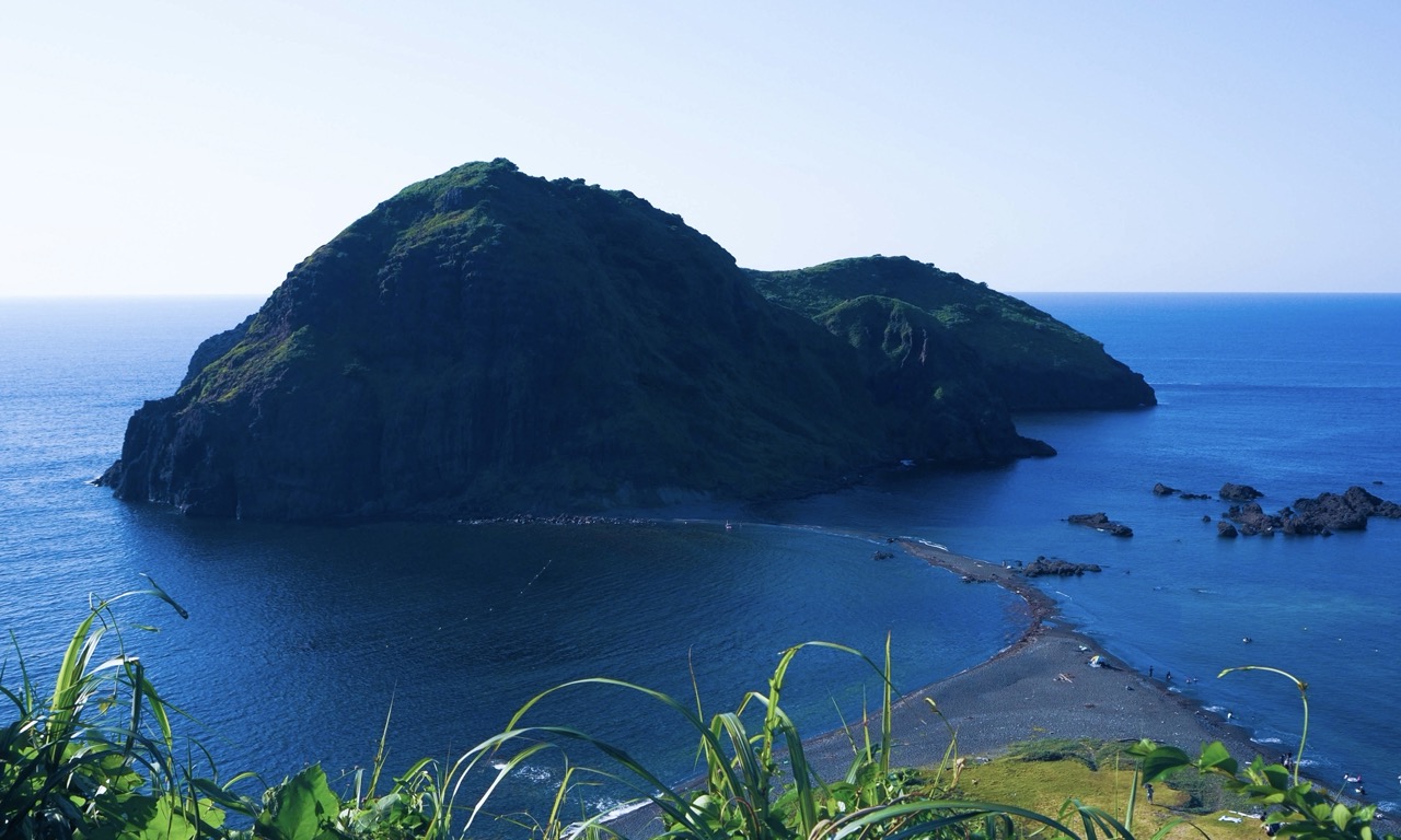 【絶景島旅】歴史と手つかずの自然が溢れる神秘の佐渡島