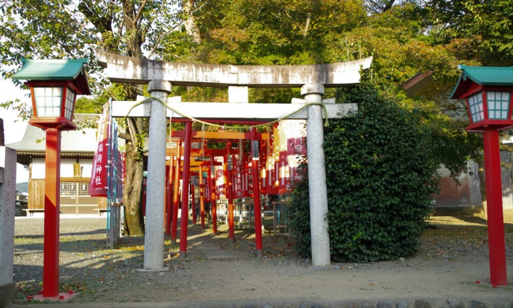 縁切りで有名な門田稲荷神社