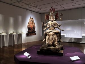 仏の顔ってどんな顔?豊臣秀吉とお花見もできる『開創1150年記念 醍醐寺 国宝展』