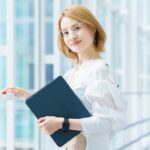 【顔面学講座㊳】髪色による印象とヘアカラーについて。50代以上の正解は何色か?